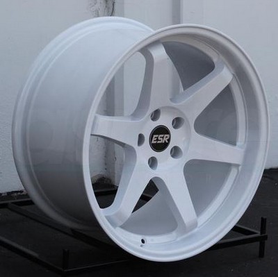 ESR SR07 GLOSS WHITE 18x9.5 5X114.3 ET22 cb72.6