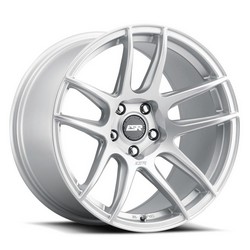 ESR CS8 HYPER SILVER 18x8.5 5X114.3 ET30 CB72.6